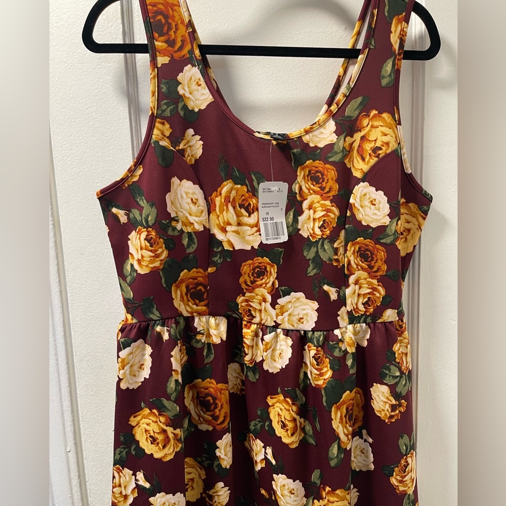 Nwt Forever 21 plus maroon floral dress